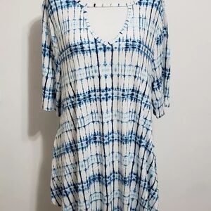 Lane Bryant Tie-Dye Tunic in Blue and White